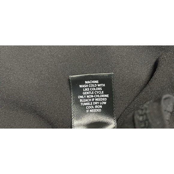 NWT TORRID Women’s 3X Black Crepe Velvet Trim Asymmetrical Peplum Sleeveless Top - Picture 9 of 10